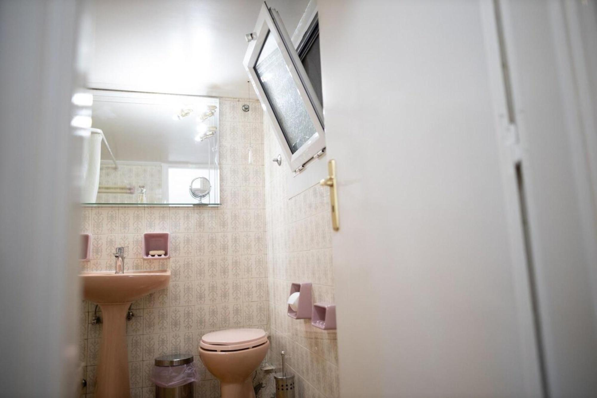 Cozy Apartment With Full View Marina Zeas Piraeus Buitenkant foto